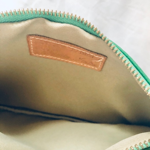 ❤️ Genuine Italian Leather Wristlet - Picture 4 of 4